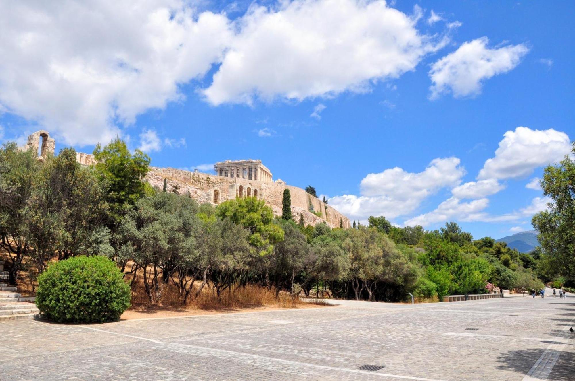 Elegant Apartment Under The Acropolis Athen Exterior foto