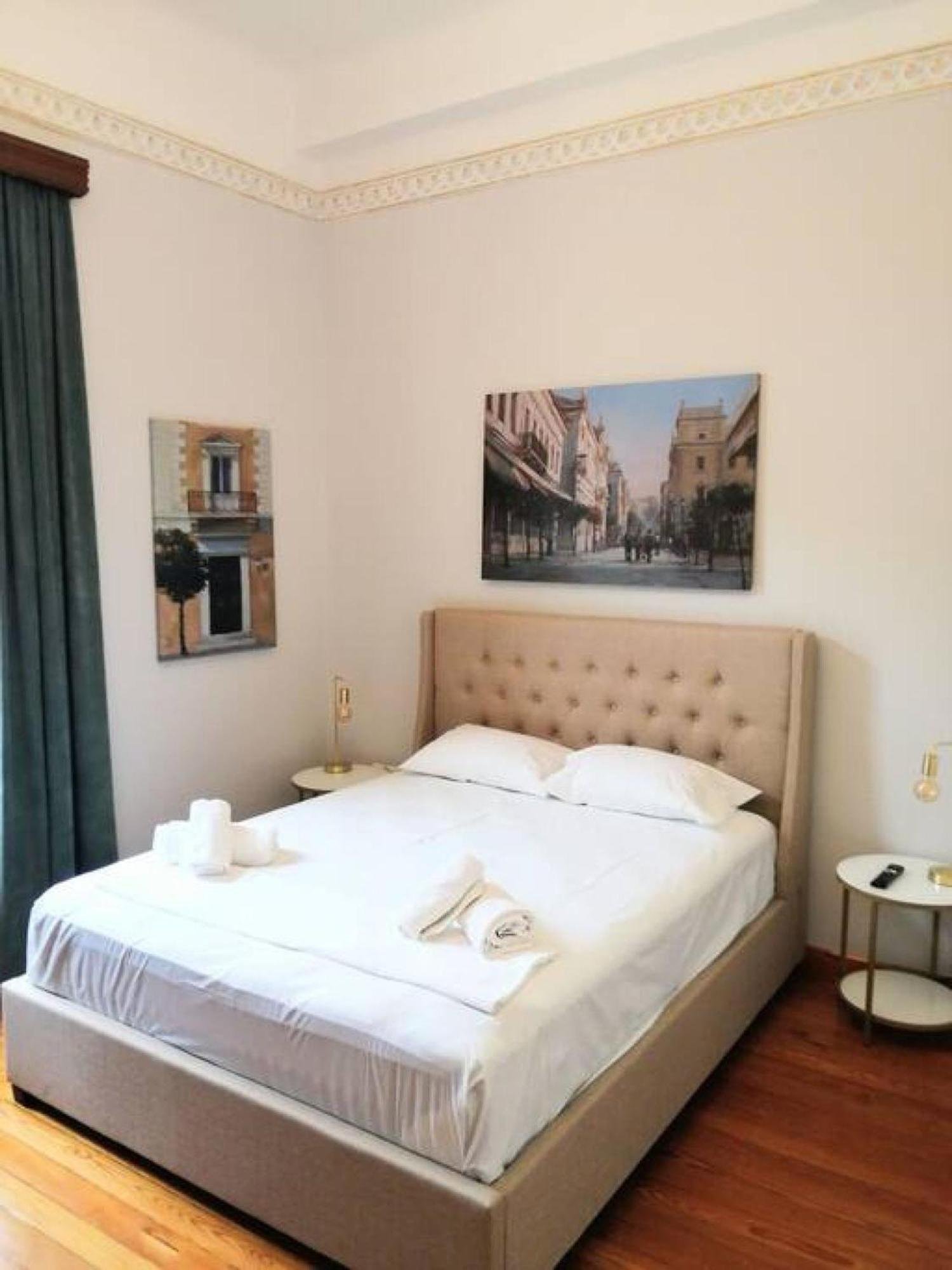 Elegant Apartment Under The Acropolis Athen Exterior foto